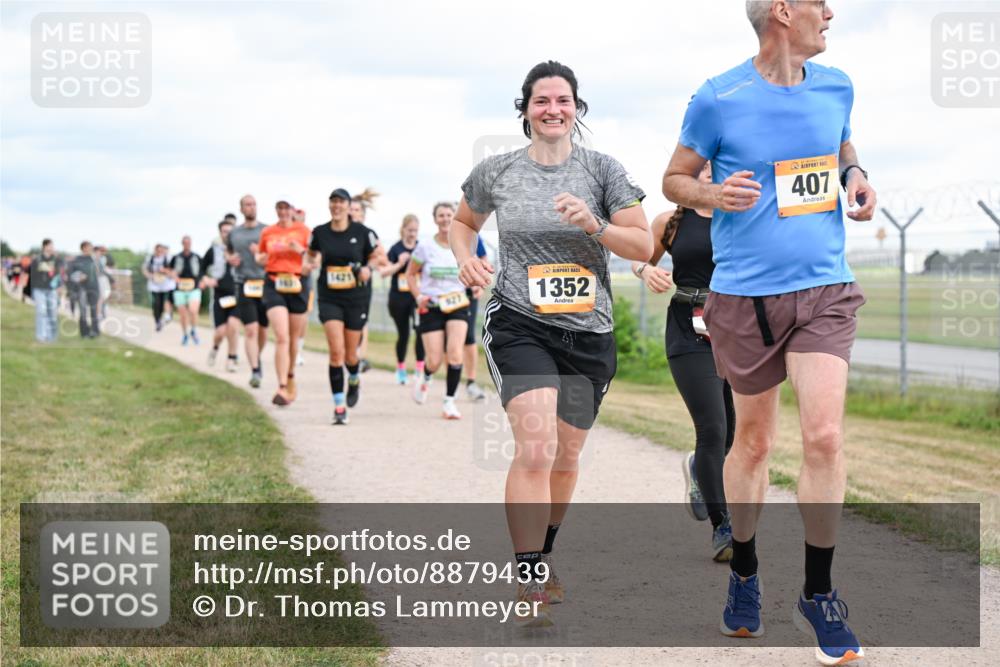 14.09.2025 - Airport Race Dr. Thomas Lammeyer http://msf.ph/oto/8879439 14.09.2025 12:28:39 Laufen 143, 1352, 407 meine-sportfotos.de