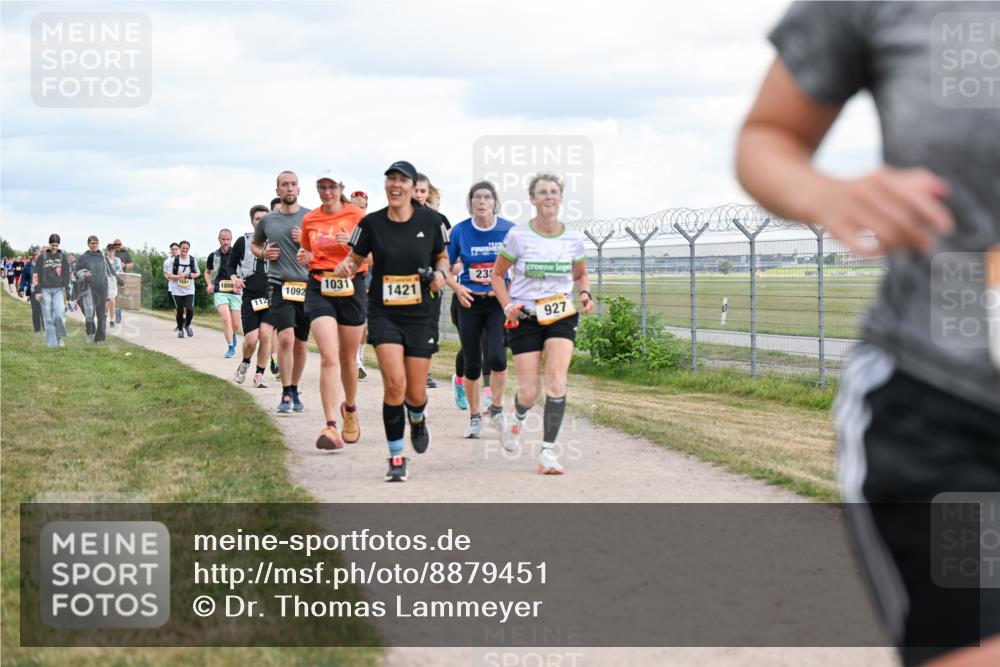 14.09.2025 - Airport Race Dr. Thomas Lammeyer http://msf.ph/oto/8879451 14.09.2025 12:28:41 Laufen 23, 1808, 1031, 1092, 1421, 112, 927 meine-sportfotos.de