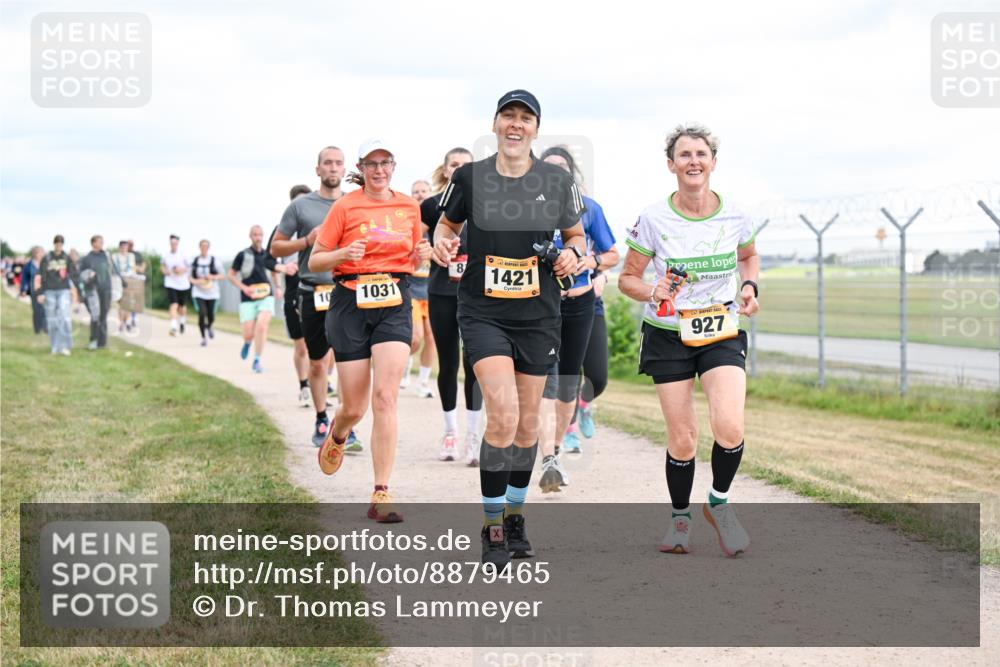 14.09.2025 - Airport Race Dr. Thomas Lammeyer http://msf.ph/oto/8879465 14.09.2025 12:28:42 Laufen 8, 10, 1031, 1421, 03, 927 meine-sportfotos.de