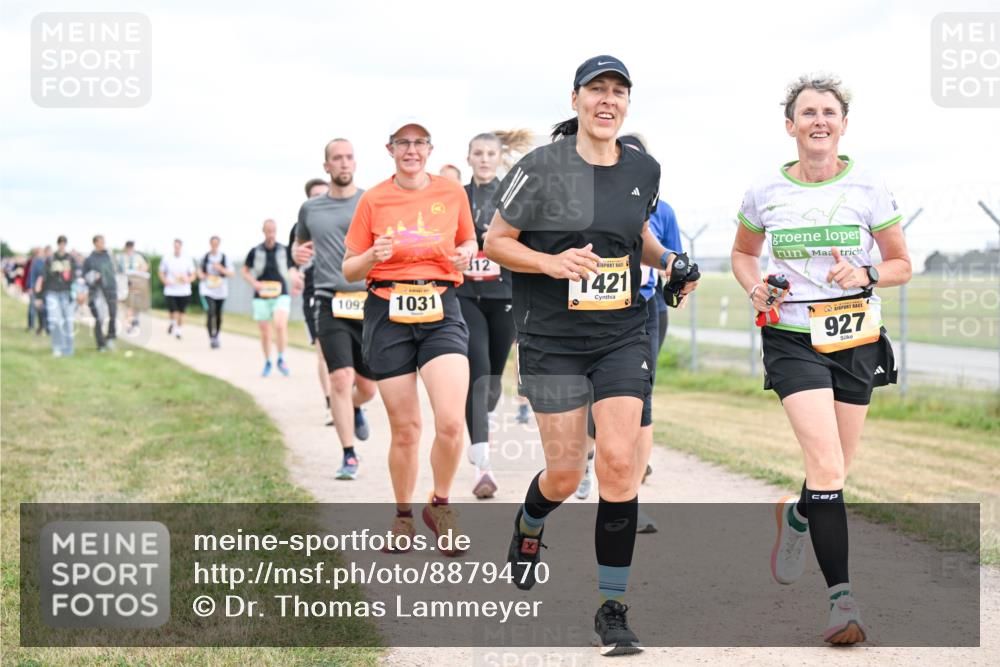 14.09.2025 - Airport Race Dr. Thomas Lammeyer http://msf.ph/oto/8879470 14.09.2025 12:28:43 Laufen 1092, 1031, 312, 1421, 927 meine-sportfotos.de