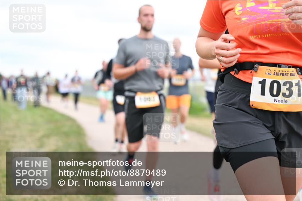 14.09.2025 - Airport Race Dr. Thomas Lammeyer http://msf.ph/oto/8879489 14.09.2025 12:28:44 Laufen 42, 1031 meine-sportfotos.de