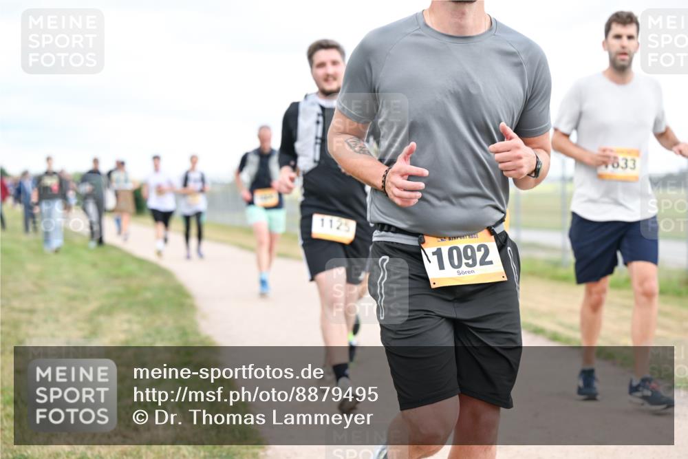 14.09.2025 - Airport Race Dr. Thomas Lammeyer http://msf.ph/oto/8879495 14.09.2025 12:28:45 Laufen 1125, 1092, 833 meine-sportfotos.de