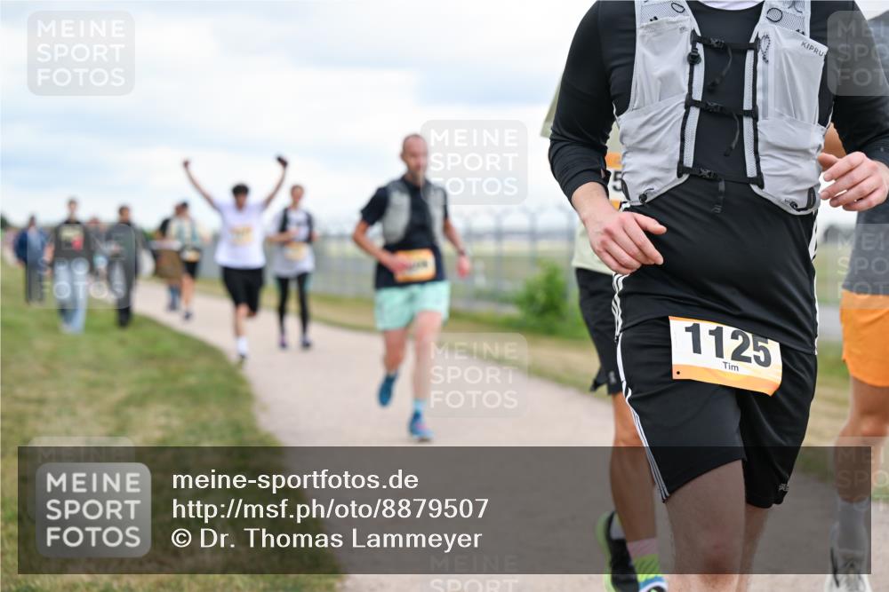 14.09.2025 - Airport Race Dr. Thomas Lammeyer http://msf.ph/oto/8879507 14.09.2025 12:28:47 Laufen 1125 meine-sportfotos.de