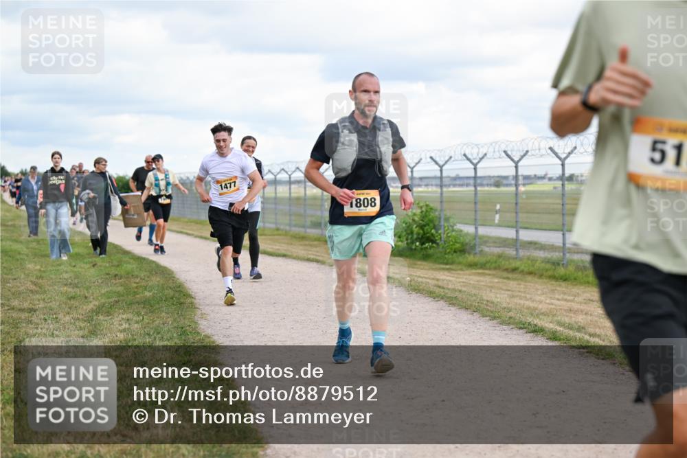 14.09.2025 - Airport Race Dr. Thomas Lammeyer http://msf.ph/oto/8879512 14.09.2025 12:28:47 Laufen 1477, 1808, 51 meine-sportfotos.de