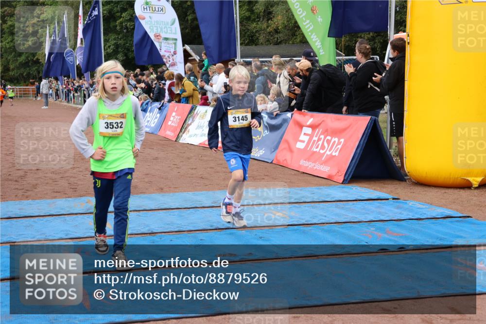 14.09.2025 - Airport Race Strokosch-Dieckow http://msf.ph/oto/8879526 14.09.2025 10:08:02 Ziel 3079, 3088, 3092, 3134, 3145, 3196, 3397, 3431, 3438, 3532 meine-sportfotos.de