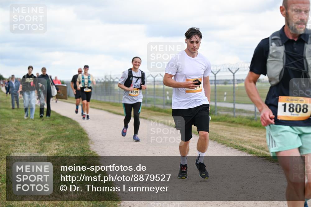 14.09.2025 - Airport Race Dr. Thomas Lammeyer http://msf.ph/oto/8879527 14.09.2025 12:28:49 Laufen 1591, 1808 meine-sportfotos.de
