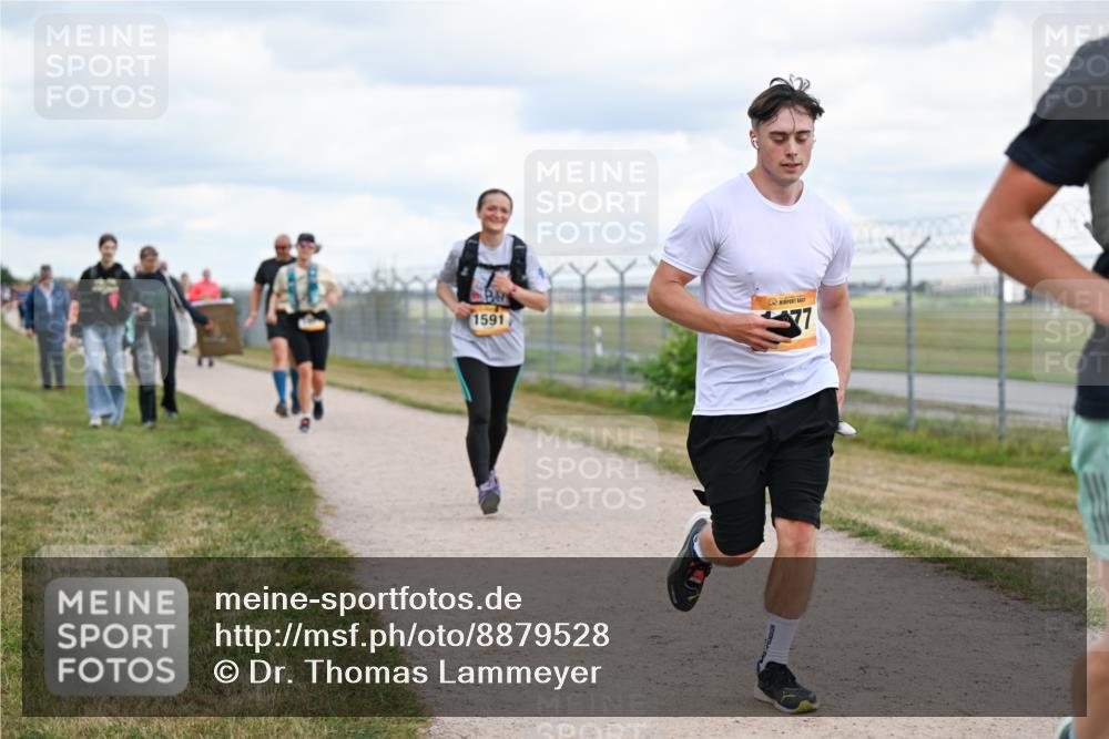 14.09.2025 - Airport Race Dr. Thomas Lammeyer http://msf.ph/oto/8879528 14.09.2025 12:28:49 Laufen 1591, 77 meine-sportfotos.de