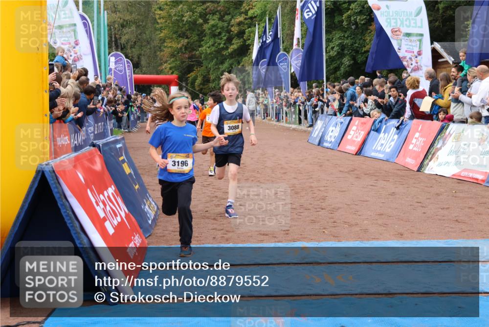 14.09.2025 - Airport Race Strokosch-Dieckow http://msf.ph/oto/8879552 14.09.2025 10:08:07 Ziel 3007, 3079, 3088, 3092, 3196, 3262, 3302, 3396, 3397, 3438, 3605, 3743 meine-sportfotos.de