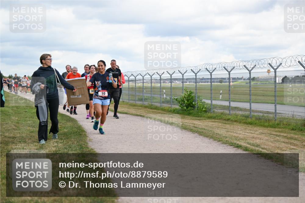 14.09.2025 - Airport Race Dr. Thomas Lammeyer http://msf.ph/oto/8879589 14.09.2025 12:28:56 Laufen 30, 10 meine-sportfotos.de
