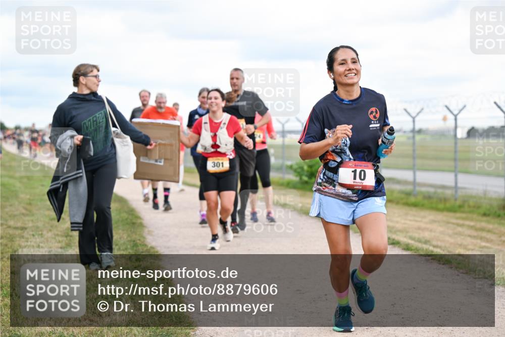 14.09.2025 - Airport Race Dr. Thomas Lammeyer http://msf.ph/oto/8879606 14.09.2025 12:28:59 Laufen 301, 10 meine-sportfotos.de