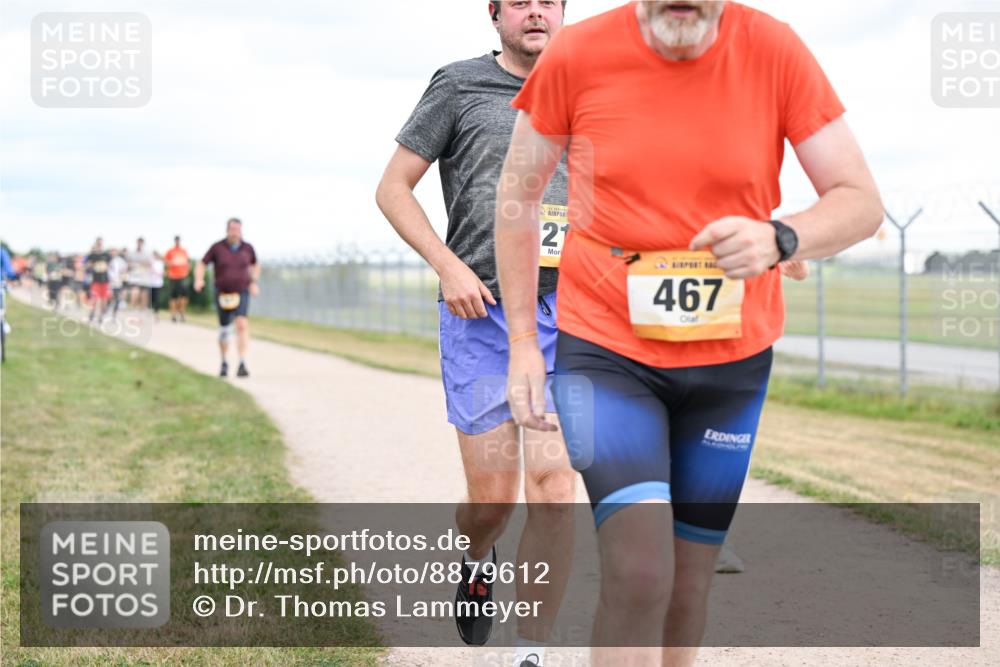 14.09.2025 - Airport Race Dr. Thomas Lammeyer http://msf.ph/oto/8879612 14.09.2025 12:29:03 Laufen 21, 467 meine-sportfotos.de