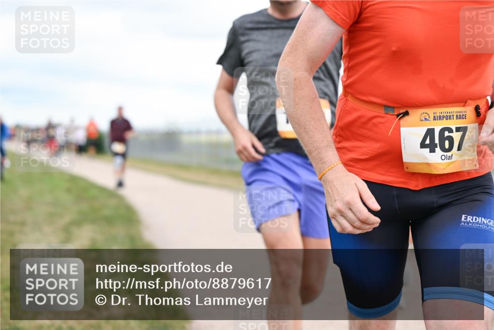 14.09.2025 - Airport Race Dr. Thomas Lammeyer http://msf.ph/oto/8879617 14.09.2025 12:29:03 Laufen 42, 467 meine-sportfotos.de