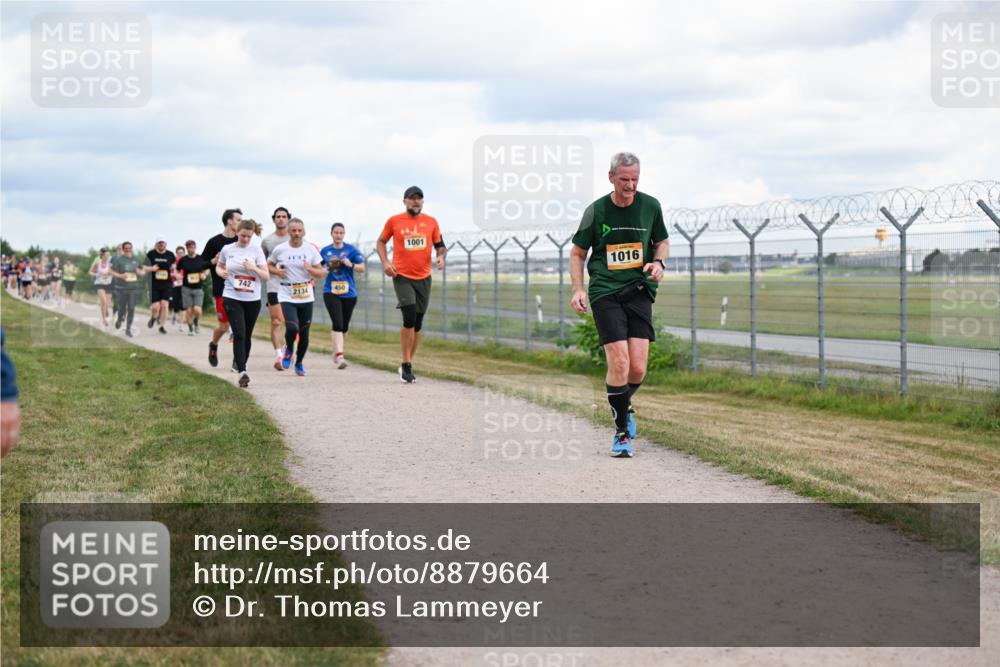 14.09.2025 - Airport Race Dr. Thomas Lammeyer http://msf.ph/oto/8879664 14.09.2025 12:29:11 Laufen 742, 450, 2134, 1001, 1016 meine-sportfotos.de