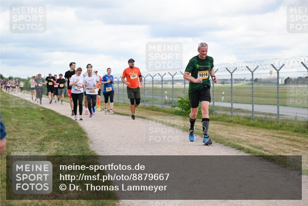 14.09.2025 - Airport Race Dr. Thomas Lammeyer http://msf.ph/oto/8879667 14.09.2025 12:29:12 Laufen 742, 2134, 450, 1001, 1016 meine-sportfotos.de