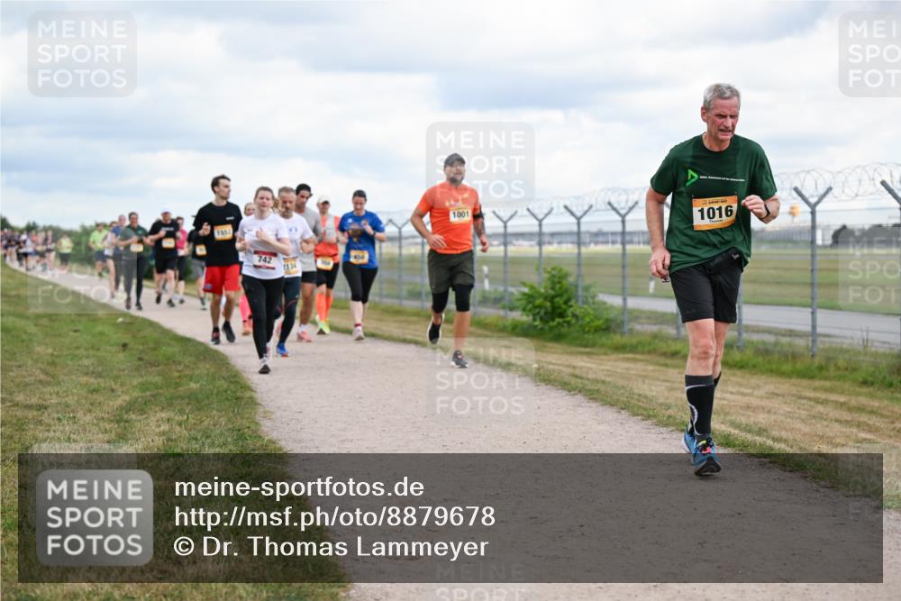 14.09.2025 - Airport Race Dr. Thomas Lammeyer http://msf.ph/oto/8879678 14.09.2025 12:29:13 Laufen 1553, 742, 1001, 1016 meine-sportfotos.de