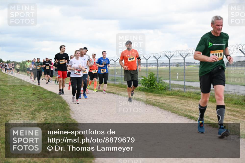14.09.2025 - Airport Race Dr. Thomas Lammeyer http://msf.ph/oto/8879679 14.09.2025 12:29:13 Laufen 1741, 1150, 1150, 1552, 742, 34, 358, 450, 1001, 016 meine-sportfotos.de
