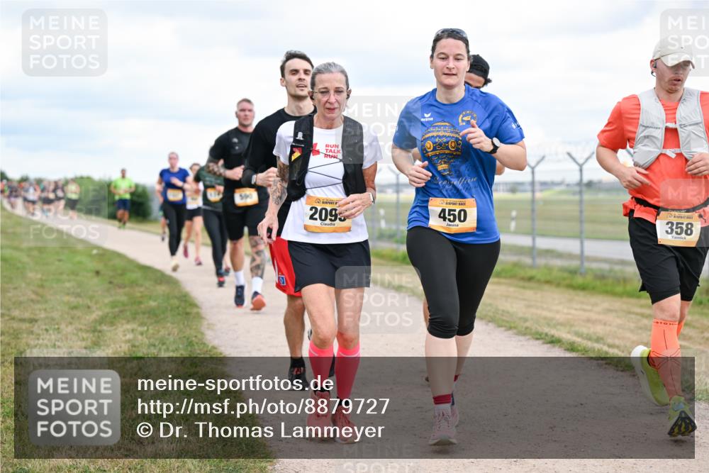 14.09.2025 - Airport Race Dr. Thomas Lammeyer http://msf.ph/oto/8879727 14.09.2025 12:29:18 Laufen 2093, 450, 358 meine-sportfotos.de