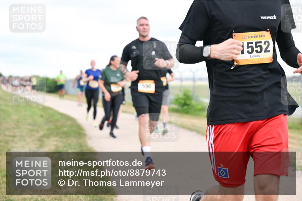 14.09.2025 - Airport Race Dr. Thomas Lammeyer http://msf.ph/oto/8879743 14.09.2025 12:29:20 Laufen 590, 1552 meine-sportfotos.de