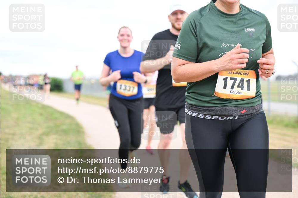 14.09.2025 - Airport Race Dr. Thomas Lammeyer http://msf.ph/oto/8879775 14.09.2025 12:29:24 Laufen 35, 42, 1741, 1337 meine-sportfotos.de