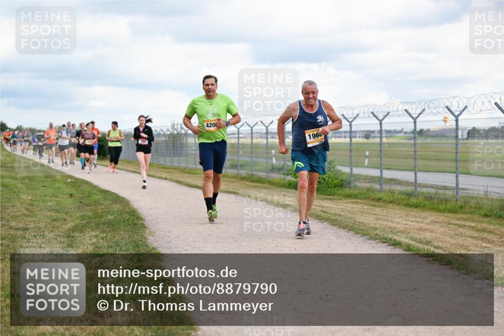 14.09.2025 - Airport Race Dr. Thomas Lammeyer http://msf.ph/oto/8879790 14.09.2025 12:29:29 Laufen 420, 9, 1968, 1968 meine-sportfotos.de