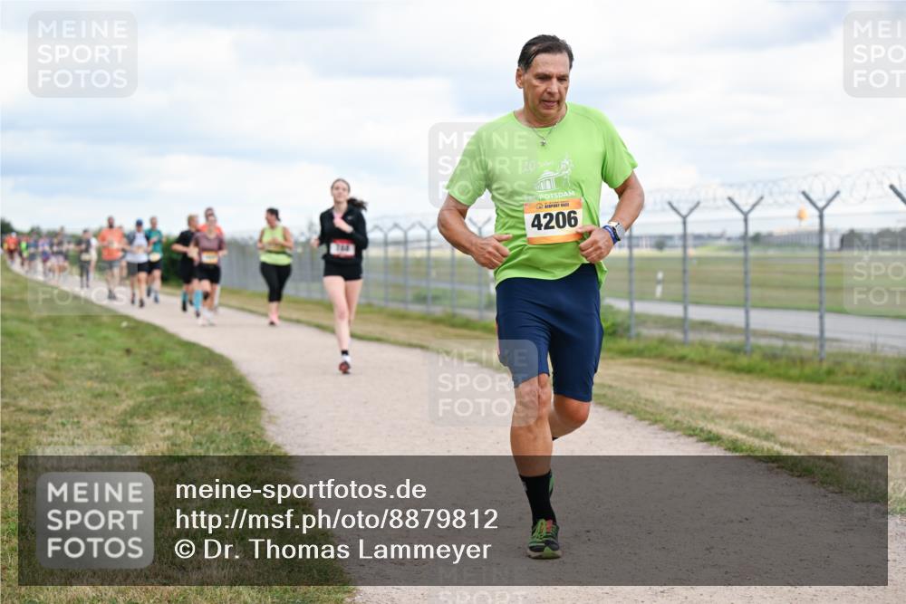 14.09.2025 - Airport Race Dr. Thomas Lammeyer http://msf.ph/oto/8879812 14.09.2025 12:29:31 Laufen 20, 4206 meine-sportfotos.de