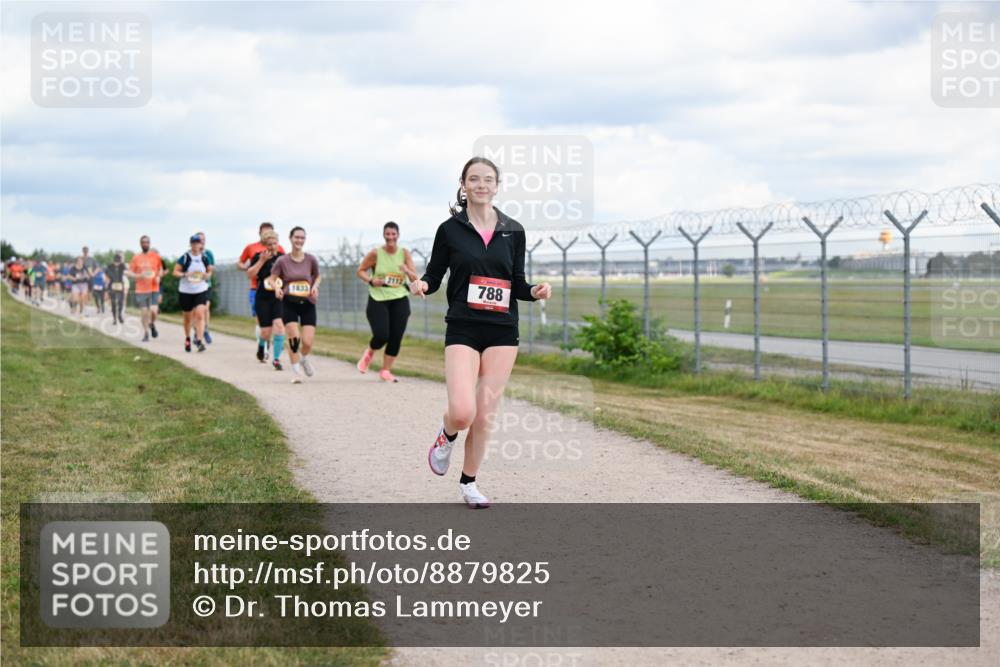 14.09.2025 - Airport Race Dr. Thomas Lammeyer http://msf.ph/oto/8879825 14.09.2025 12:29:33 Laufen 2112, 788 meine-sportfotos.de