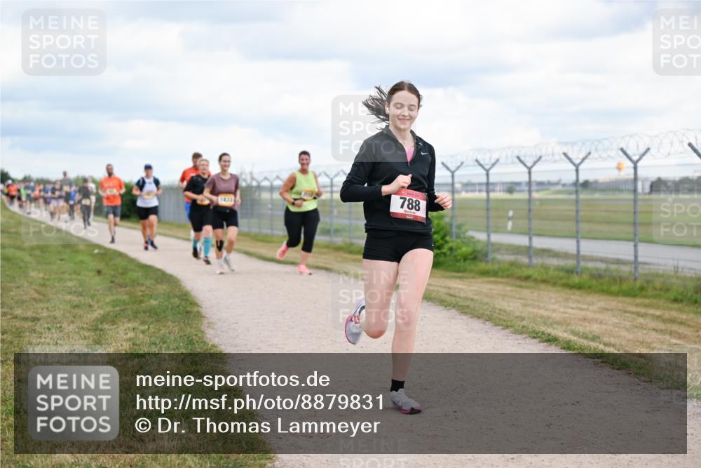 14.09.2025 - Airport Race Dr. Thomas Lammeyer http://msf.ph/oto/8879831 14.09.2025 12:29:34 Laufen 788 meine-sportfotos.de