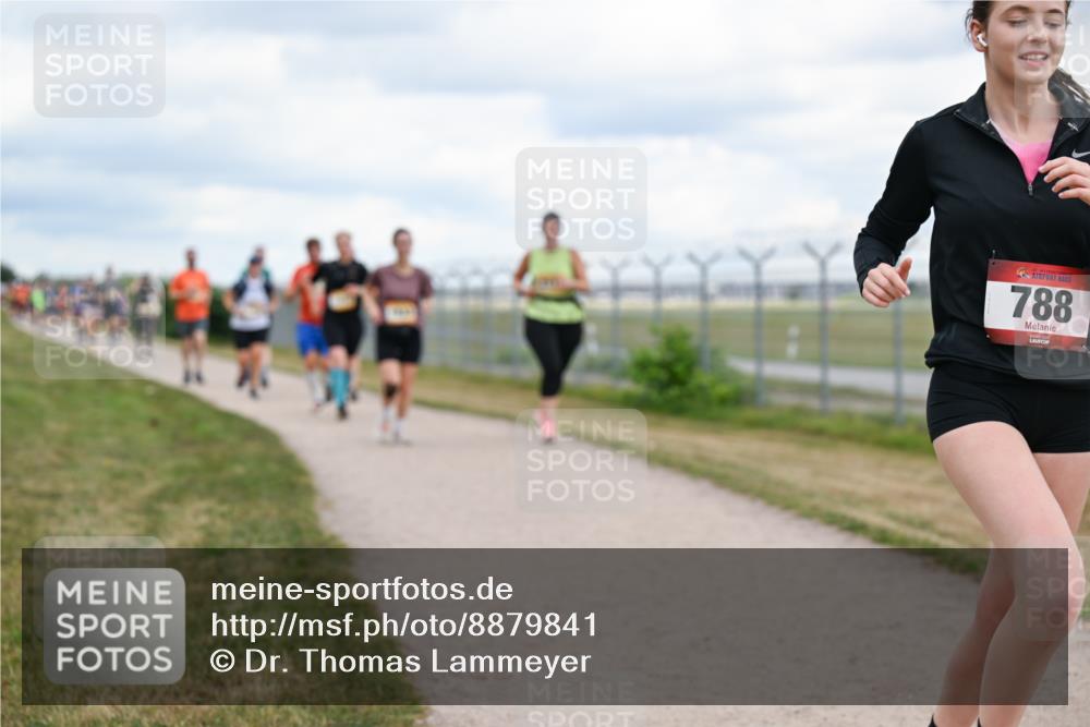 14.09.2025 - Airport Race Dr. Thomas Lammeyer http://msf.ph/oto/8879841 14.09.2025 12:29:35 Laufen 788 meine-sportfotos.de