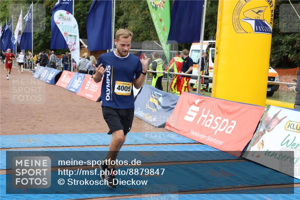 14.09.2025 - Airport Race Strokosch-Dieckow http://msf.ph/oto/8879847 14.09.2025 12:40:07 Ziel 60, 100, 439, 541, 774, 1522, 1668, 1835, 4004, 4005 meine-sportfotos.de