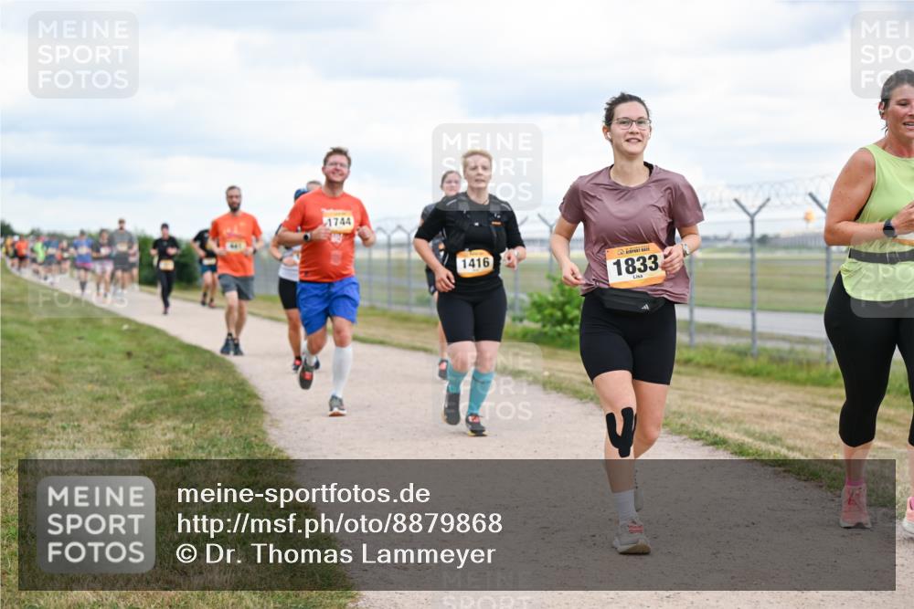14.09.2025 - Airport Race Dr. Thomas Lammeyer http://msf.ph/oto/8879868 14.09.2025 12:29:38 Laufen 1744, 60, 1416, 1833 meine-sportfotos.de