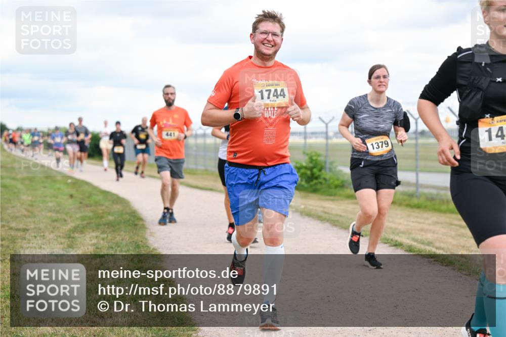 14.09.2025 - Airport Race Dr. Thomas Lammeyer http://msf.ph/oto/8879891 14.09.2025 12:29:40 Laufen 1744, 1379, 14 meine-sportfotos.de