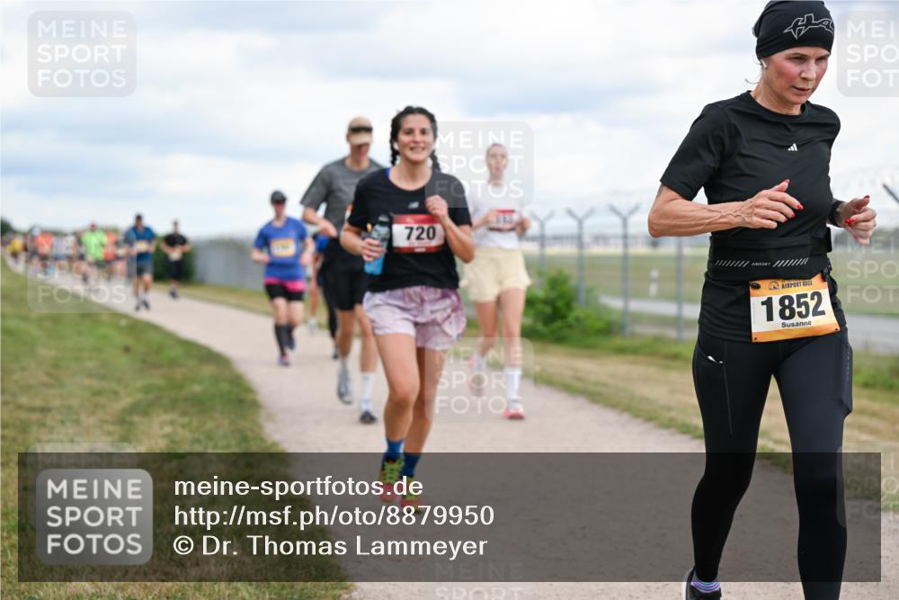 14.09.2025 - Airport Race Dr. Thomas Lammeyer http://msf.ph/oto/8879950 14.09.2025 12:29:49 Laufen 720, 1852 meine-sportfotos.de