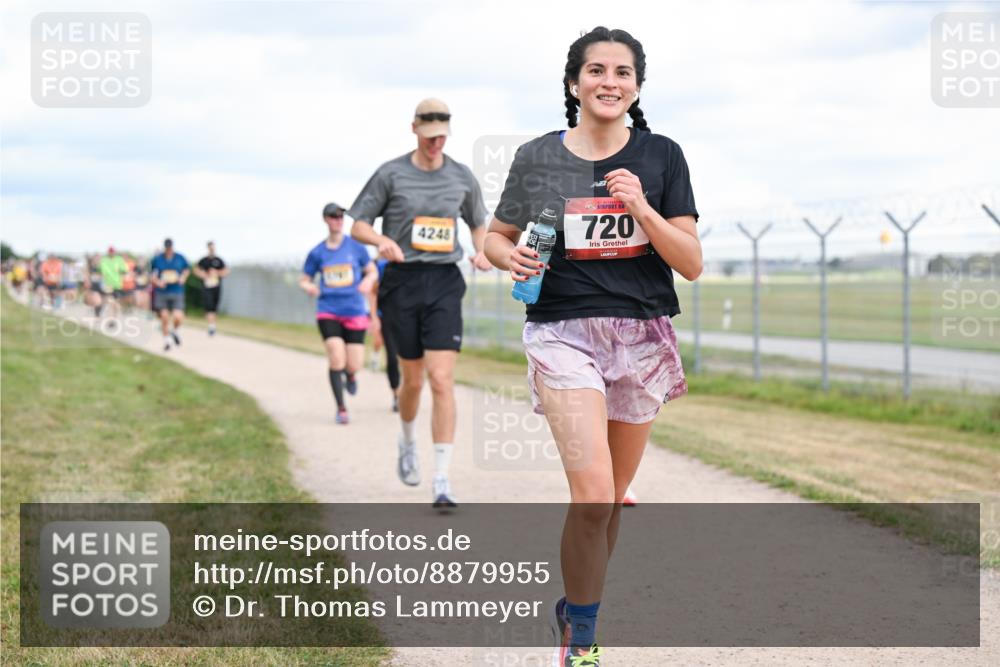14.09.2025 - Airport Race Dr. Thomas Lammeyer http://msf.ph/oto/8879955 14.09.2025 12:29:50 Laufen 4248, 720 meine-sportfotos.de
