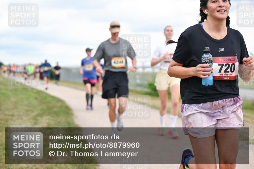14.09.2025 - Airport Race Dr. Thomas Lammeyer http://msf.ph/oto/8879960 14.09.2025 12:29:50 Laufen 4240, 42, 720 meine-sportfotos.de