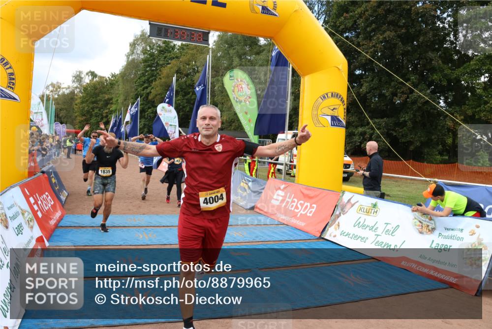 14.09.2025 - Airport Race Strokosch-Dieckow http://msf.ph/oto/8879965 14.09.2025 12:40:15 Ziel 60, 170, 319, 439, 774, 1474, 1668, 1835, 4004, 4162 meine-sportfotos.de