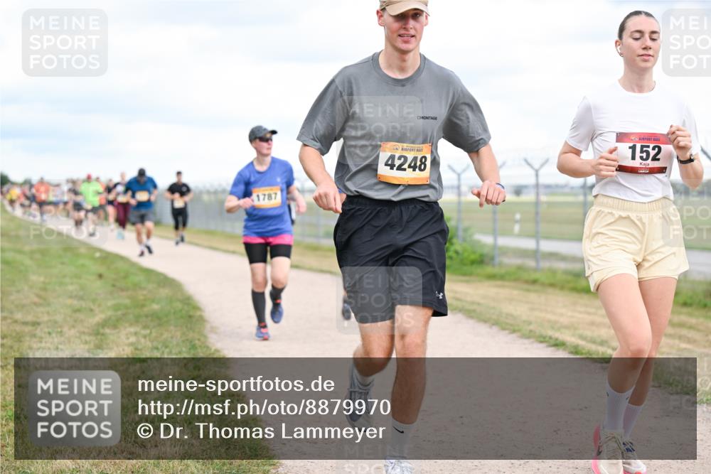 14.09.2025 - Airport Race Dr. Thomas Lammeyer http://msf.ph/oto/8879970 14.09.2025 12:29:51 Laufen 152, 1787, 4248 meine-sportfotos.de