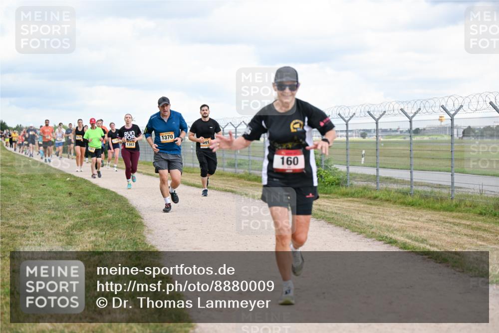 14.09.2025 - Airport Race Dr. Thomas Lammeyer http://msf.ph/oto/8880009 14.09.2025 12:29:56 Laufen 1370, 1383, 541, 160 meine-sportfotos.de