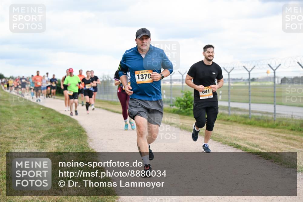 14.09.2025 - Airport Race Dr. Thomas Lammeyer http://msf.ph/oto/8880034 14.09.2025 12:29:59 Laufen 1370, 641, 641 meine-sportfotos.de