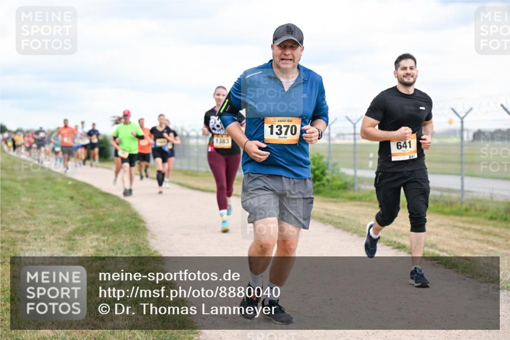 14.09.2025 - Airport Race Dr. Thomas Lammeyer http://msf.ph/oto/8880040 14.09.2025 12:29:59 Laufen 1383, 1370, 641, 641 meine-sportfotos.de