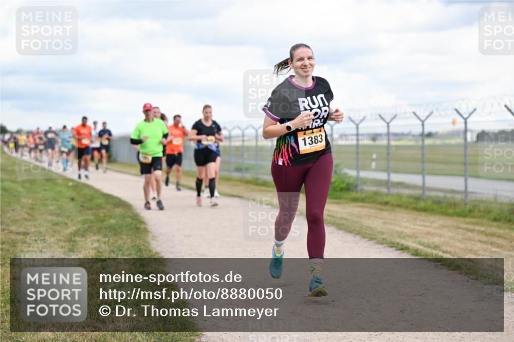 14.09.2025 - Airport Race Dr. Thomas Lammeyer http://msf.ph/oto/8880050 14.09.2025 12:30:01 Laufen 1383 meine-sportfotos.de