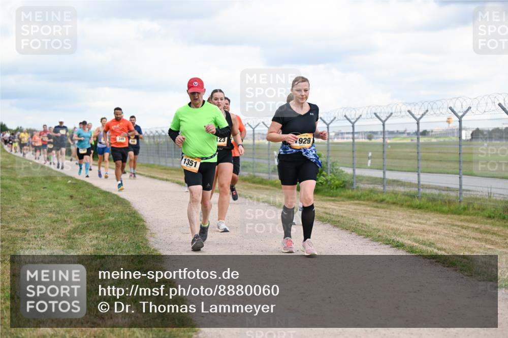 14.09.2025 - Airport Race Dr. Thomas Lammeyer http://msf.ph/oto/8880060 14.09.2025 12:30:04 Laufen 349, 1351, 6, 1232, 929 meine-sportfotos.de