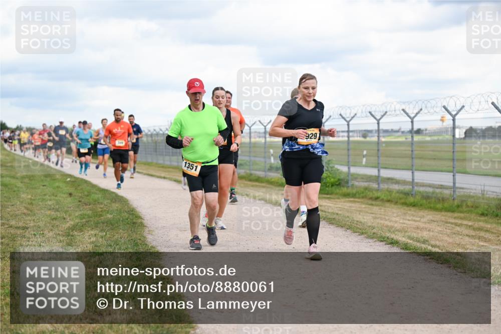 14.09.2025 - Airport Race Dr. Thomas Lammeyer http://msf.ph/oto/8880061 14.09.2025 12:30:04 Laufen 349, 1351, 929 meine-sportfotos.de