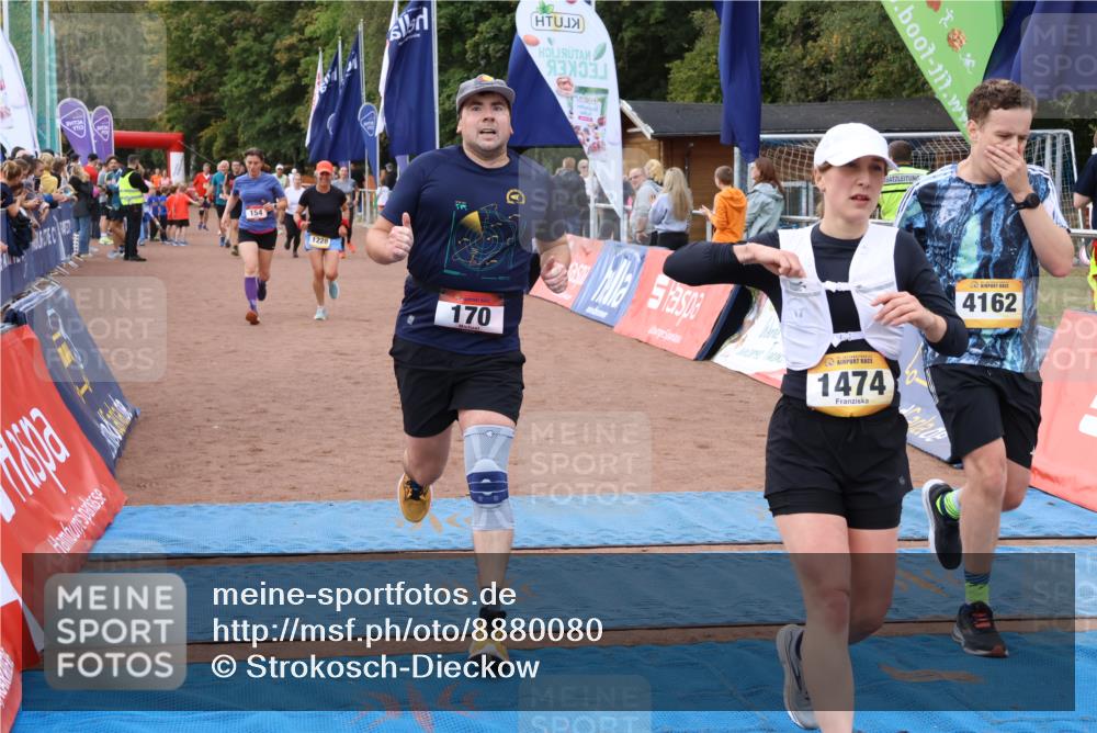14.09.2025 - Airport Race Strokosch-Dieckow http://msf.ph/oto/8880080 14.09.2025 12:40:23 Ziel 12, 154, 170, 319, 983, 1228, 1474, 2130, 2137, 4162 meine-sportfotos.de