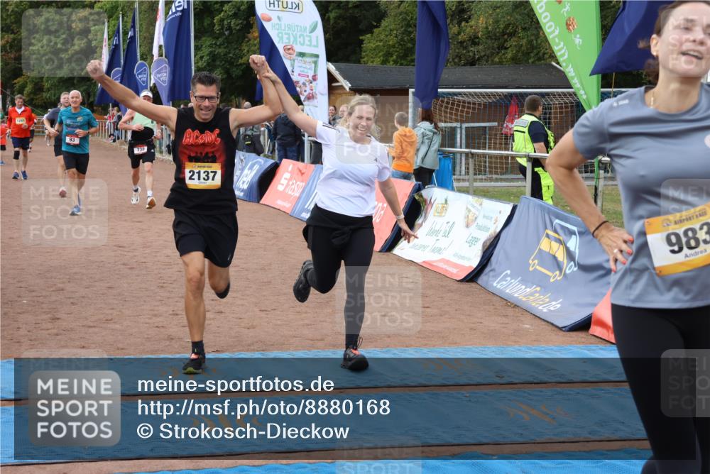 14.09.2025 - Airport Race Strokosch-Dieckow http://msf.ph/oto/8880168 14.09.2025 12:40:30 Ziel 12, 93, 154, 738, 983, 1178, 1228, 1285, 2130, 2137, 4097 meine-sportfotos.de