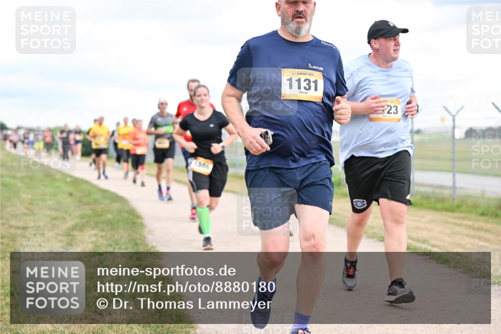 14.09.2025 - Airport Race Dr. Thomas Lammeyer http://msf.ph/oto/8880180 14.09.2025 12:30:17 Laufen 1586, 1131, 23 meine-sportfotos.de