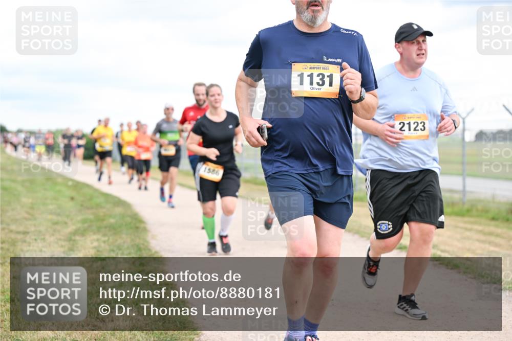 14.09.2025 - Airport Race Dr. Thomas Lammeyer http://msf.ph/oto/8880181 14.09.2025 12:30:17 Laufen 1586, 1131, 2123 meine-sportfotos.de