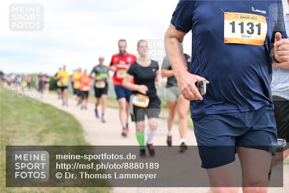 14.09.2025 - Airport Race Dr. Thomas Lammeyer http://msf.ph/oto/8880189 14.09.2025 12:30:18 Laufen 21240, 42, 1131 meine-sportfotos.de