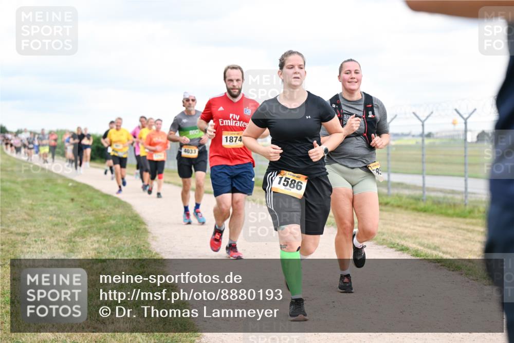 14.09.2025 - Airport Race Dr. Thomas Lammeyer http://msf.ph/oto/8880193 14.09.2025 12:30:18 Laufen 4033, 1874, 1586 meine-sportfotos.de