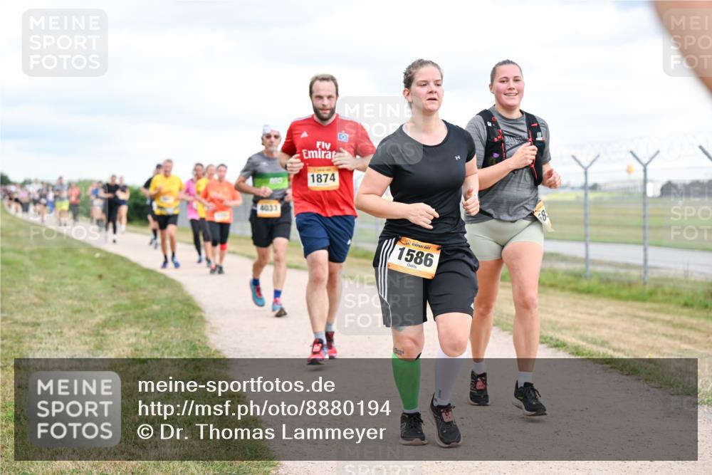 14.09.2025 - Airport Race Dr. Thomas Lammeyer http://msf.ph/oto/8880194 14.09.2025 12:30:18 Laufen 4033, 1874, 1586 meine-sportfotos.de