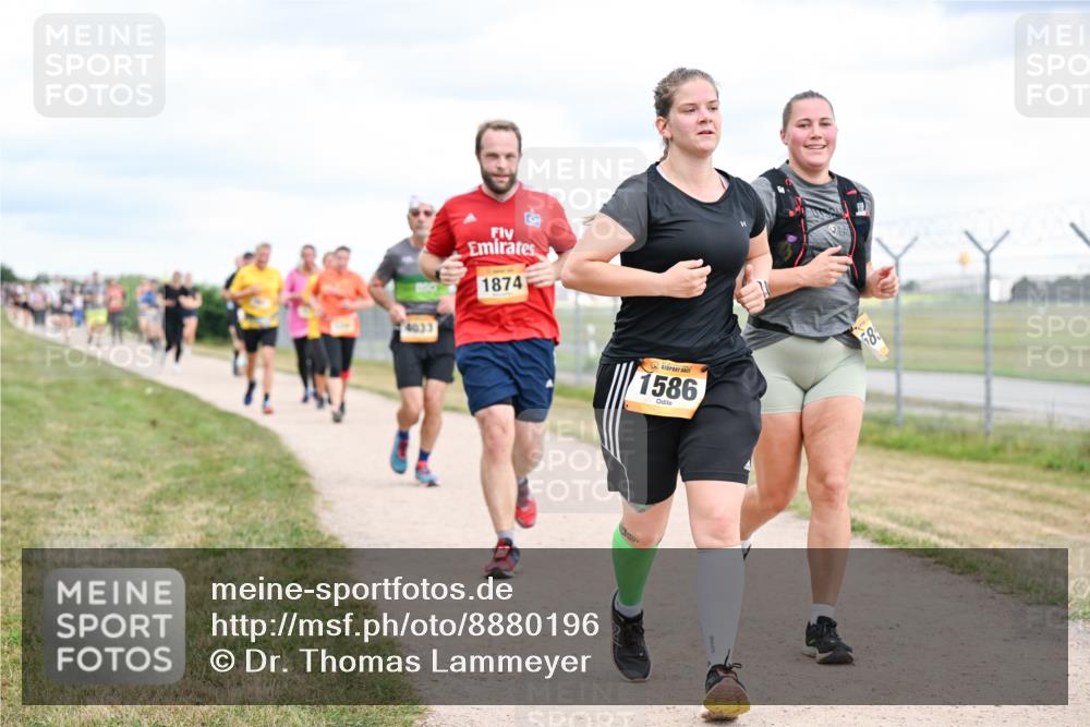 14.09.2025 - Airport Race Dr. Thomas Lammeyer http://msf.ph/oto/8880196 14.09.2025 12:30:19 Laufen 1874, 1586, 58 meine-sportfotos.de